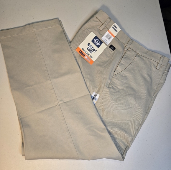 NWT Dockers WorkDay Khaki Pants - Picture 3 of 10
